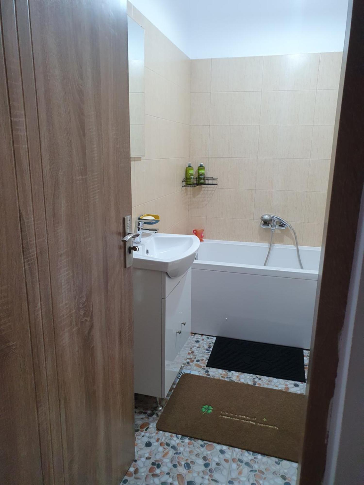 Apartament Castelul Bran Râmnicu Vâlcea Extérieur photo